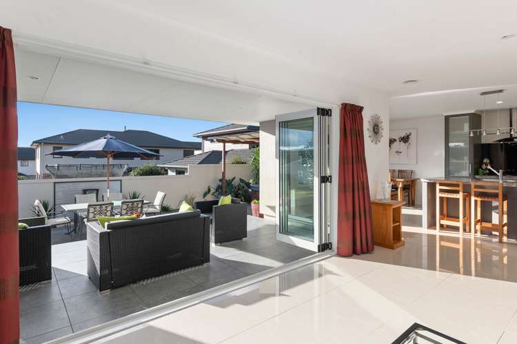 96 Basley Road Owhata_5