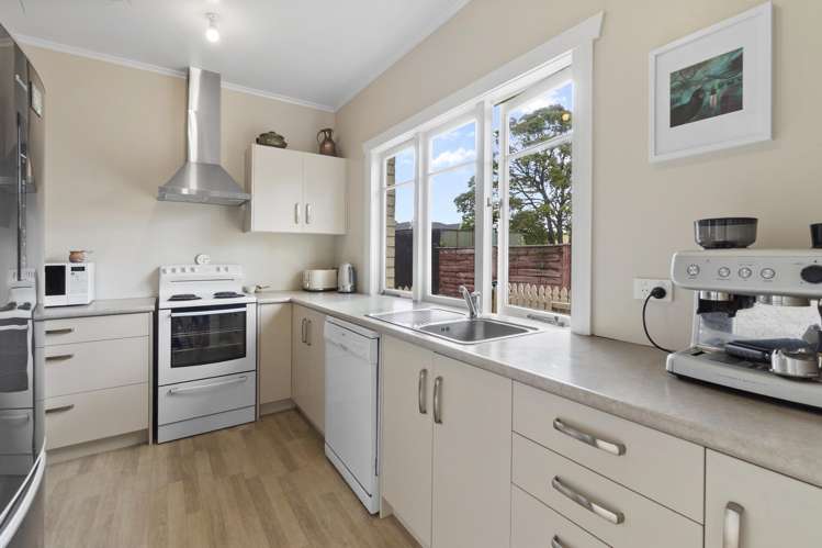 9a Saint Olpherts Avenue Hamilton East_6