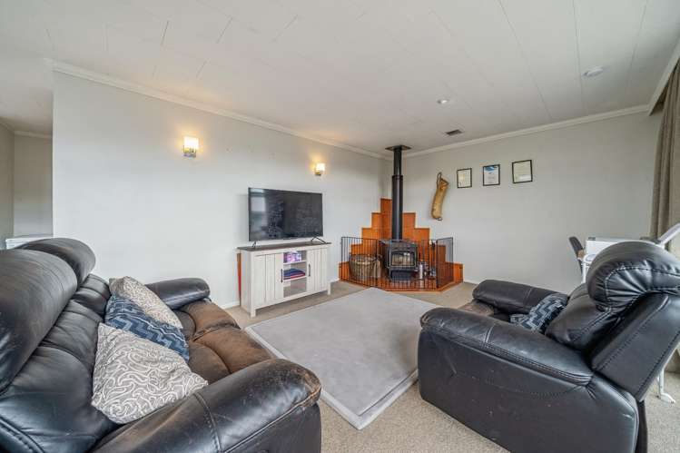 19a Karaka Street Wainuiomata_12