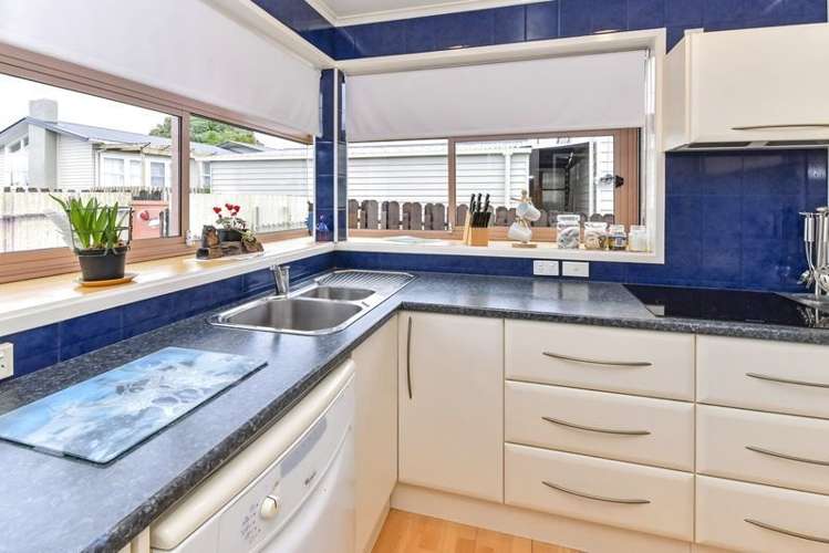 22 Mcquarrie Avenue Wattle Downs_13