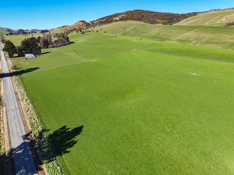 200 + 242 Caroline Valley Road Caroline_8