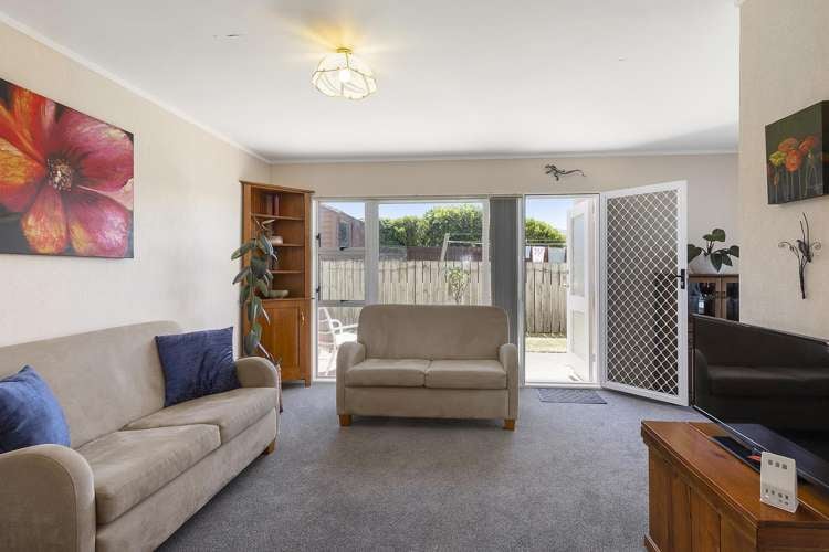 5/154 Onepu Road Lyall Bay_5