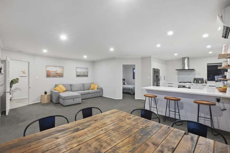 9 Sandel Rise Merrilands_11