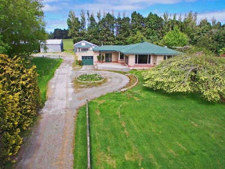 839 Grove Bush Woodlands Road Winton Surrounds_6