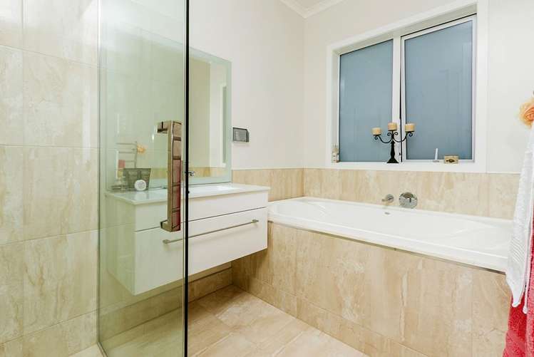 18 Larmer Drive Kumeu_12