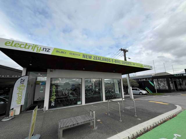 PROMINENT GREY LYNN RETAIL WITH CORNER EXPOSURE