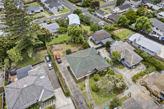 29 Riverhills Avenue Pakuranga Heights_1