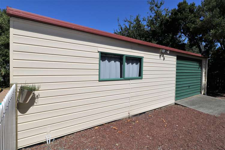 37 Wyndham Street Carterton_23