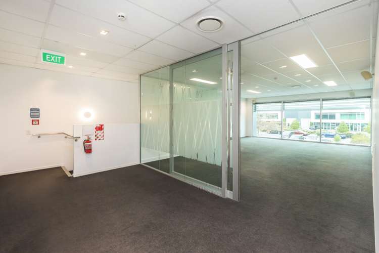 Unit 3, 2 Barry Hogan Place Riccarton_2