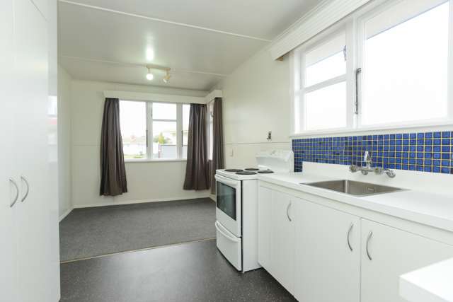 30 Cottrell Crescent Onekawa_2