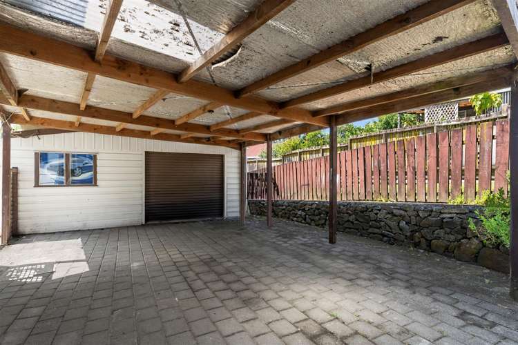 17 Bishoprick Crescent Te Puke_18