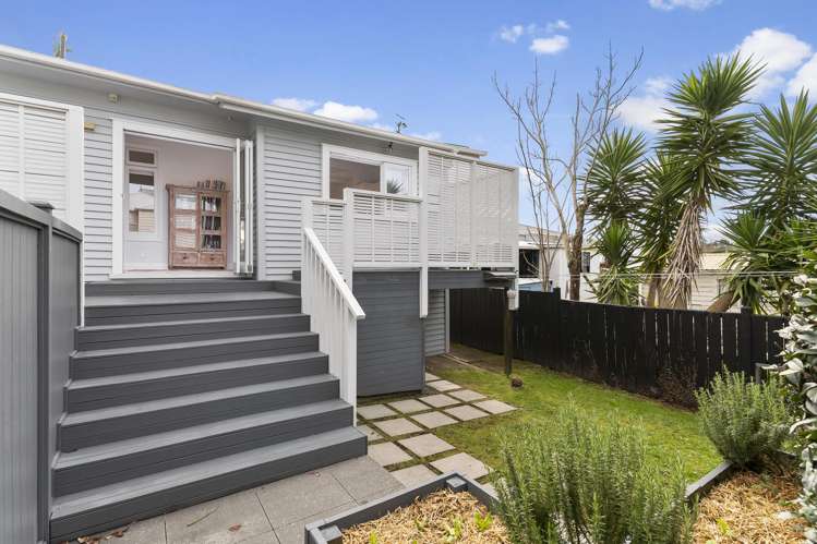 17 Warwick Street Morningside_14