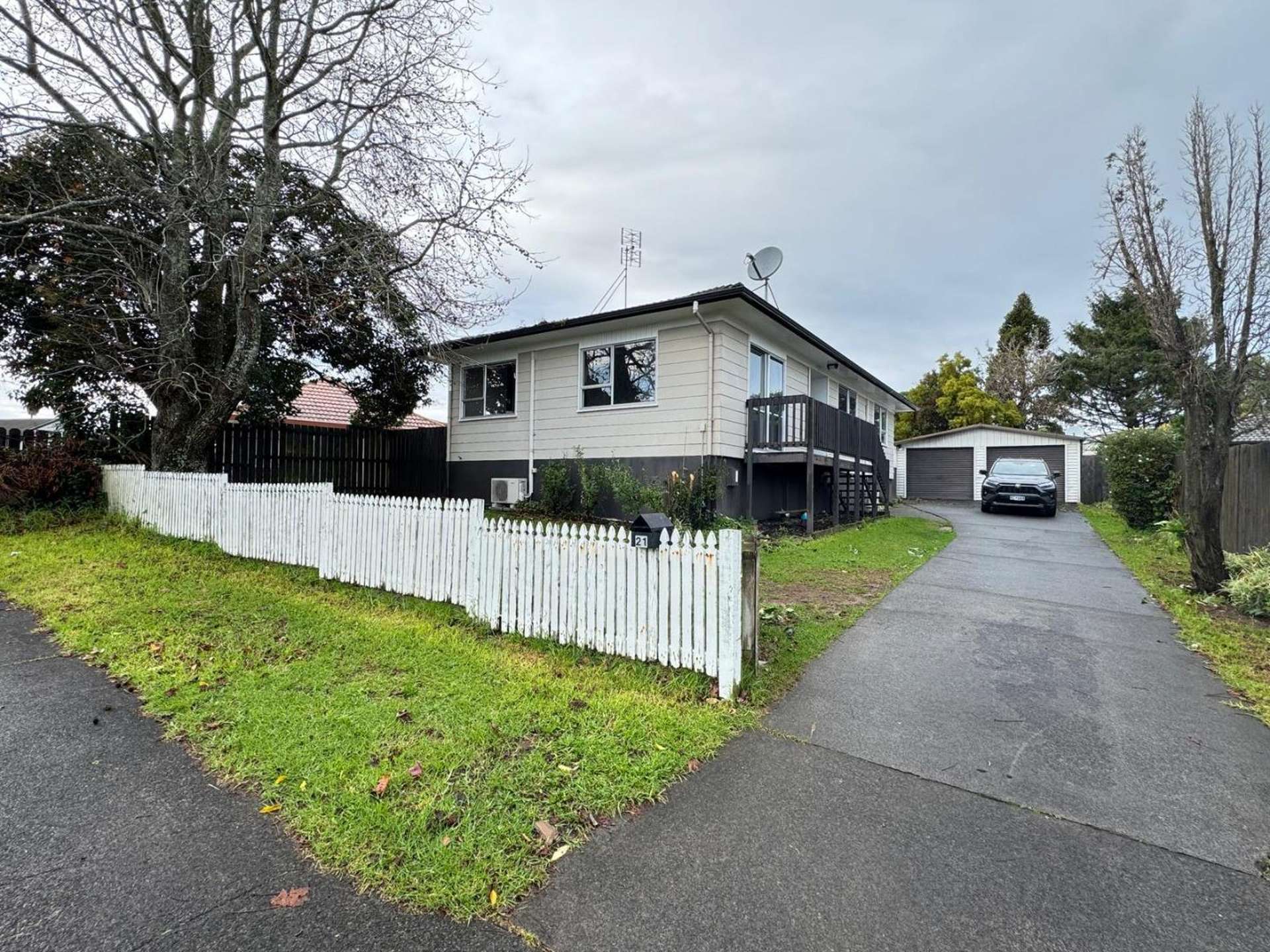 21 Landette Road 10686_0