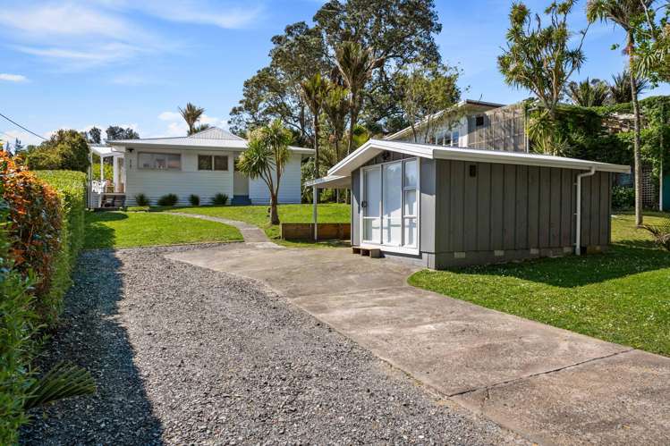 217 Motutara Road Muriwai_30