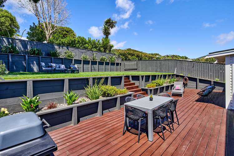 8 Blakey Avenue Karori_22