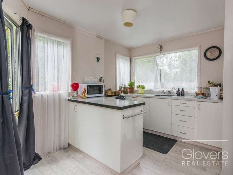 137 Laingholm Drive Laingholm_11