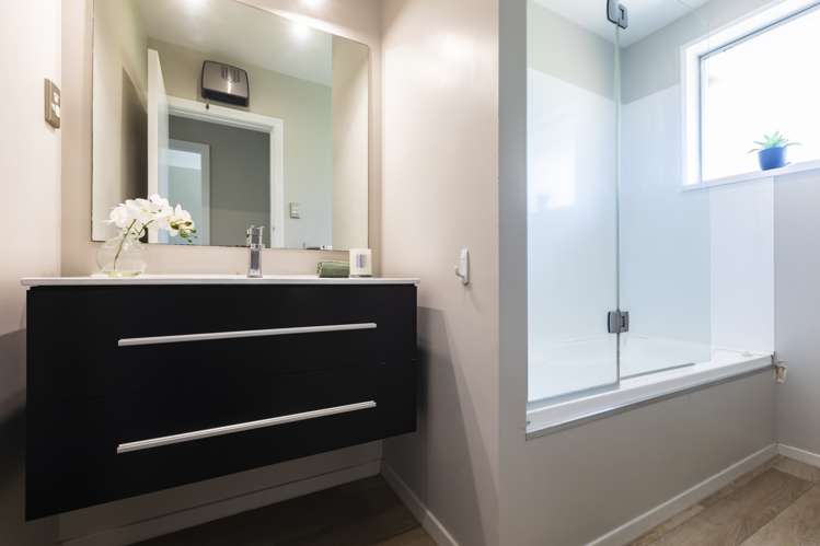 3/98 Holly Road Saint Albans_11