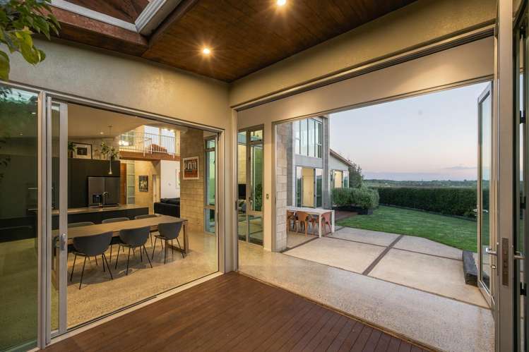 28 Highgrove Drive Grandview Heights_10