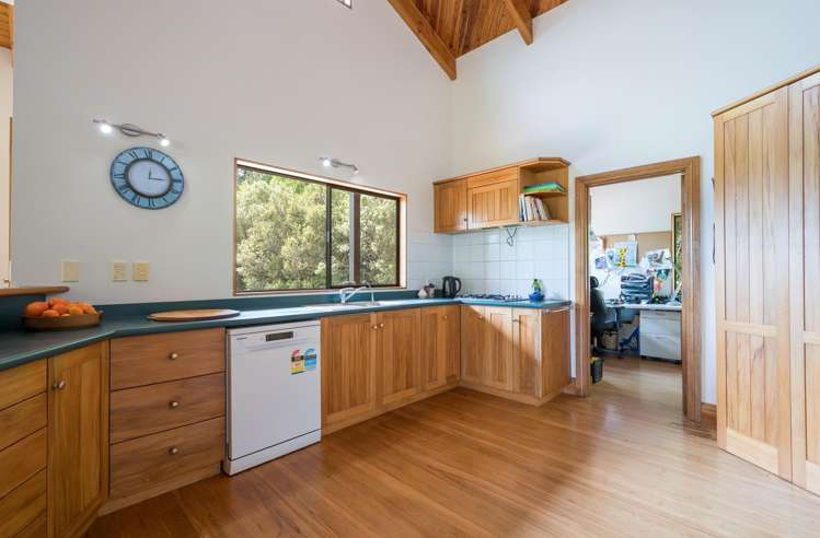 98 Thorpe-Orinoco Road Ngatimoti_12