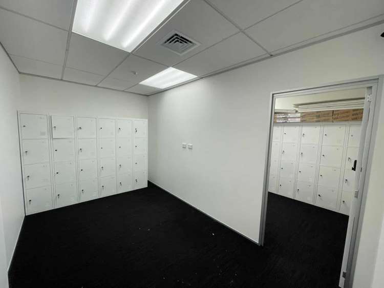 132 Hurstmere Road Takapuna_11