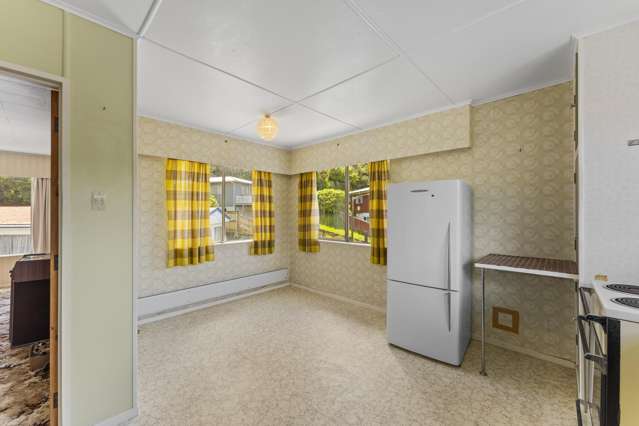 7 Harlow Grove Wainuiomata_4