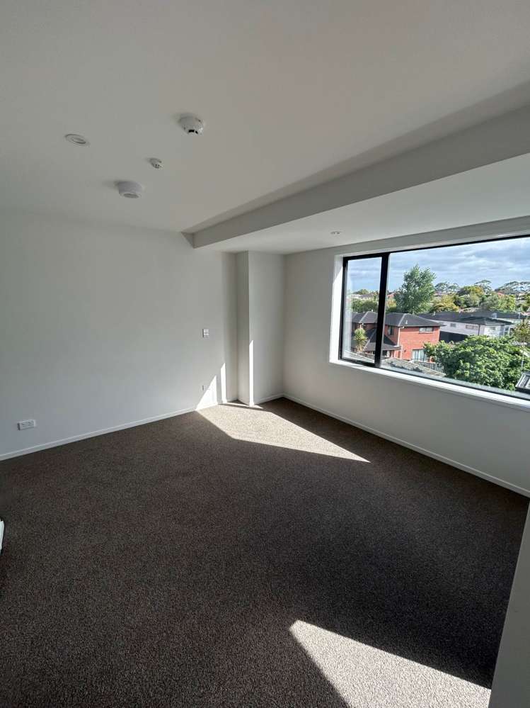 7/16 Treasure Lane Te Atatu South_6