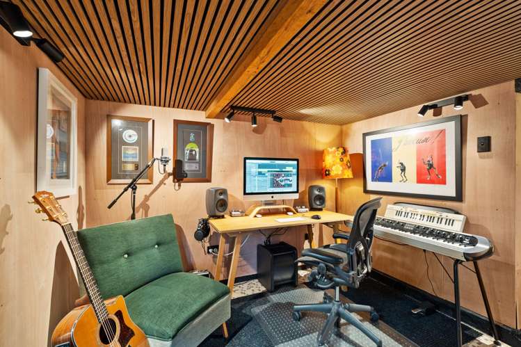 1 Cedar Road Epsom_37