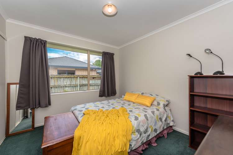 15 Farnborough Drive Nawton_6