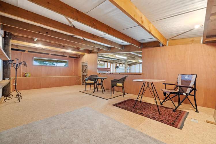 1591 Thongcaster Road Oxford_19