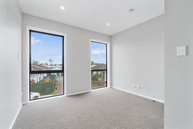 32 Koro Lane Mangere Bridge_4