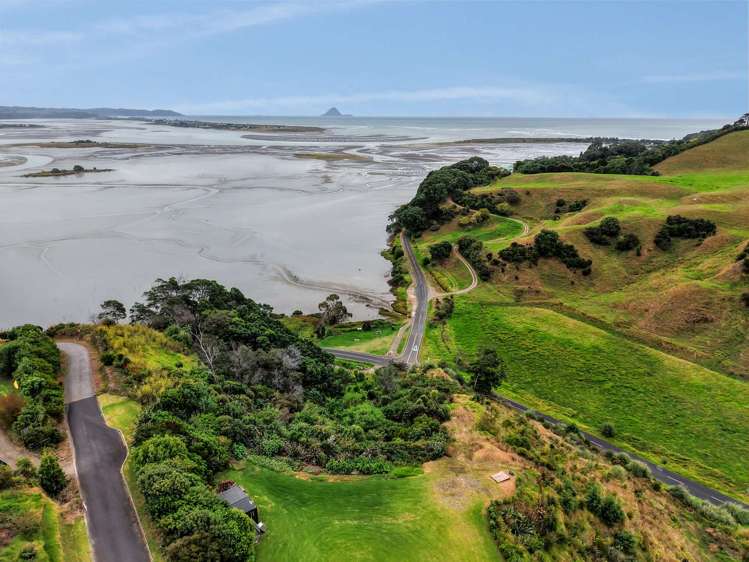 5 Ohiwa Cove Rise Opotiki and Surrounds_12