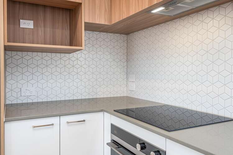 2/6 Strauss Place Somerfield_8