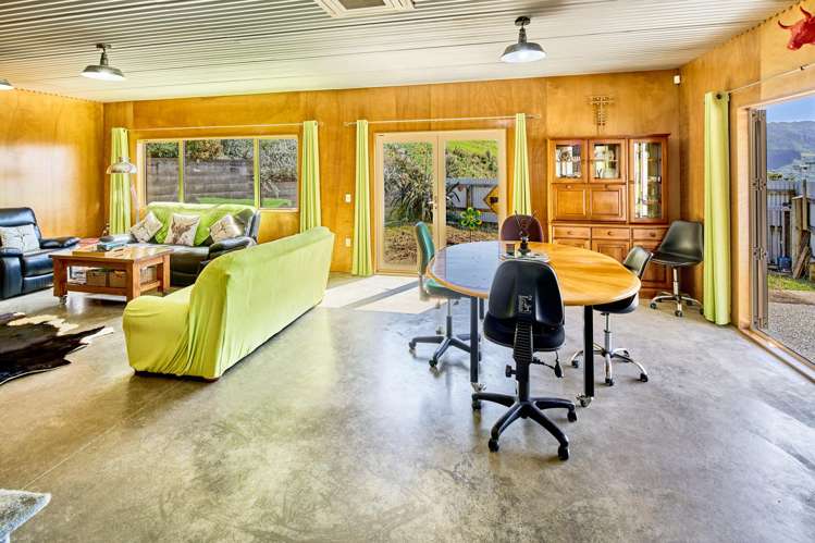 132 Bing Lucas Drive Tawa_13