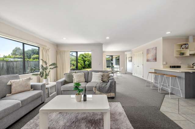 42 Warwick Drive Lynmore_1