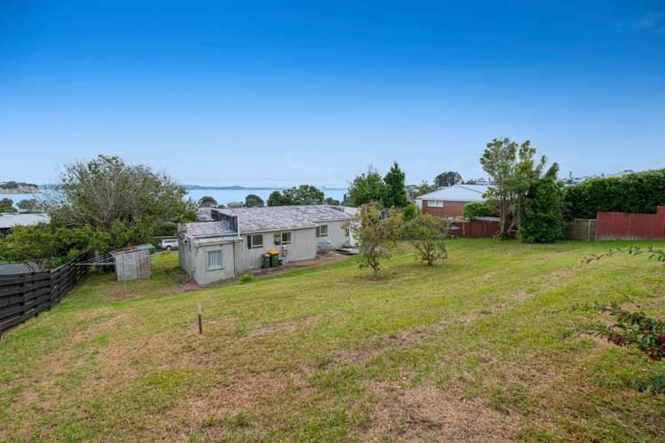 11 Beach Road Manly_7