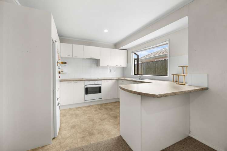 109 Pooks Road Ranui_11