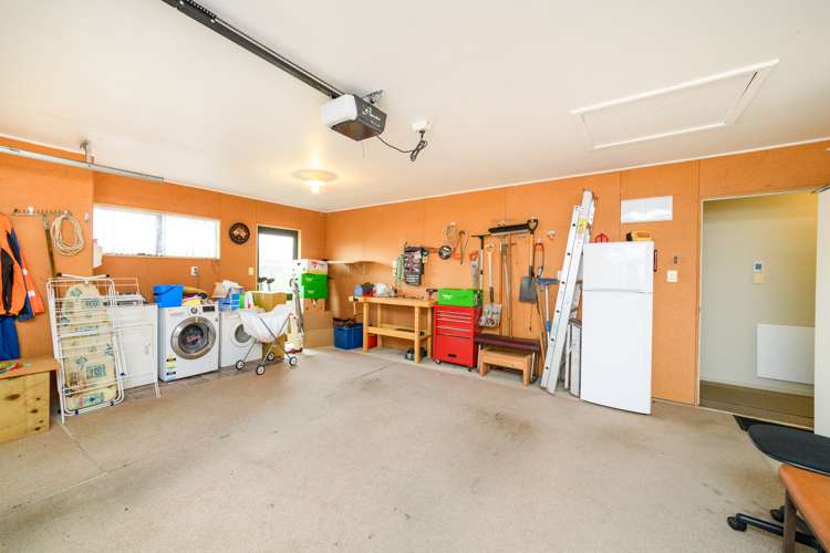 2 Logan Grove Feilding_16