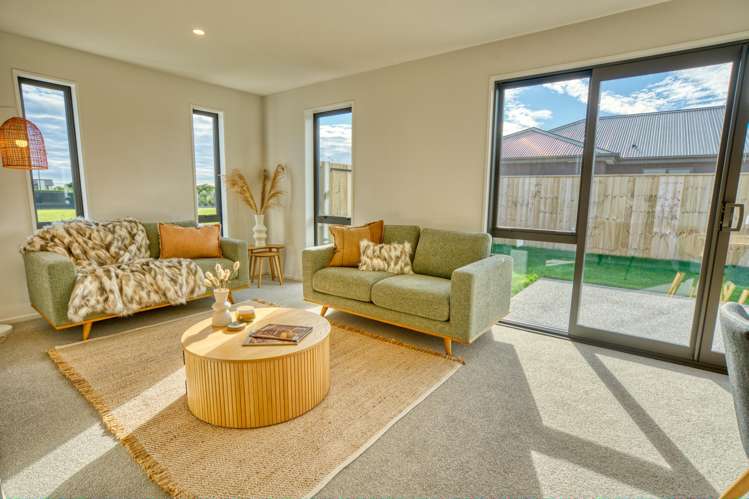 51 Ashley Drive Paroa_12