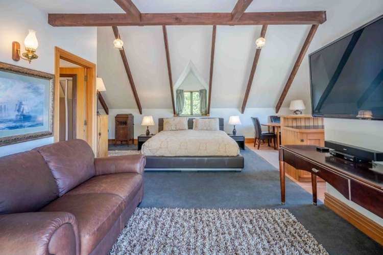 6890 Christchurch Akaroa Road Takamatua_57