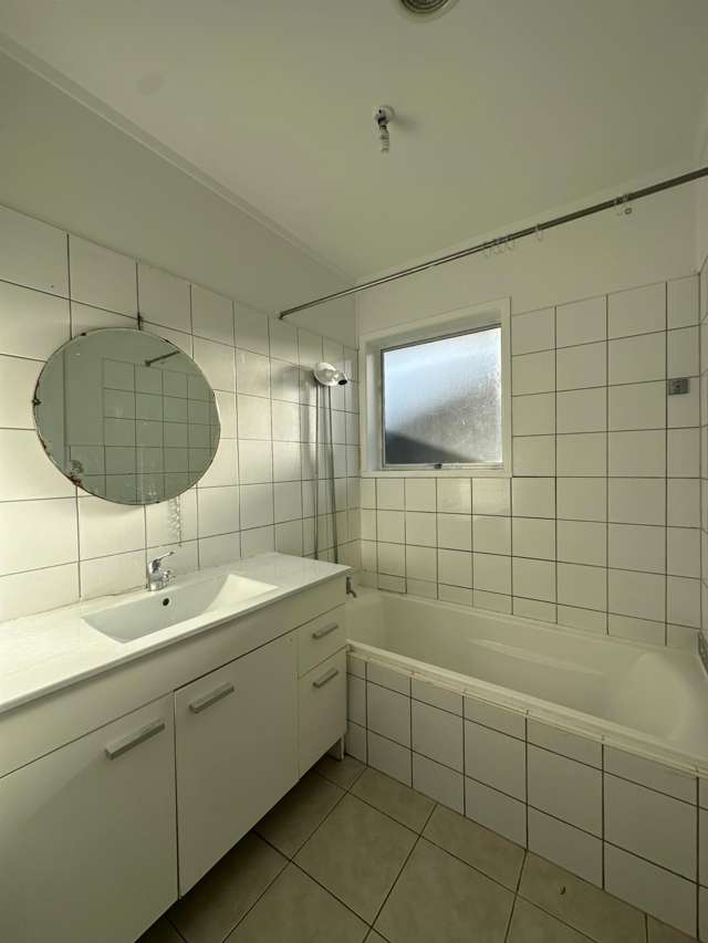 3/2 Ihaka Place Papatoetoe_1