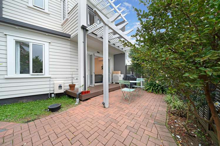 38/218 Green Lane Epsom_13