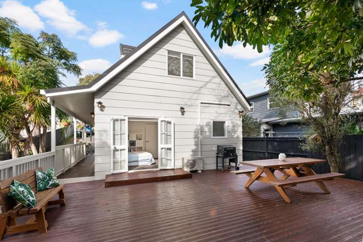 3/6 Fifth Avenue Mount Albert_17