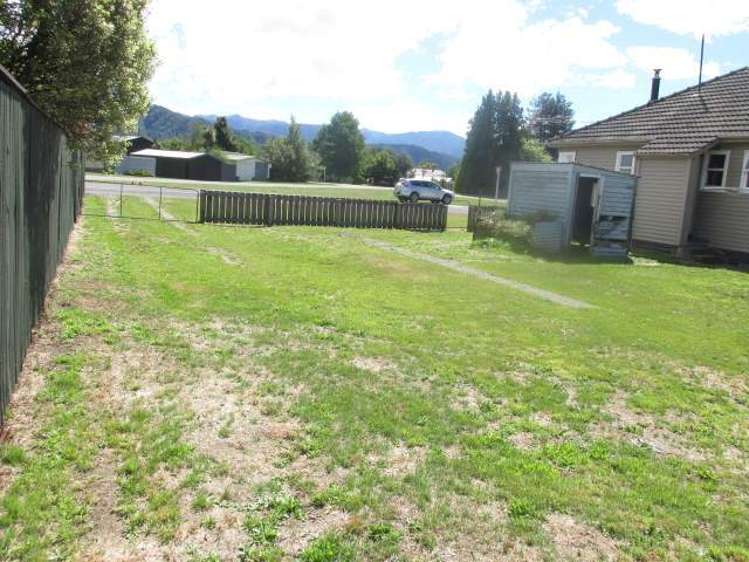 23 Herald Street Reefton_15