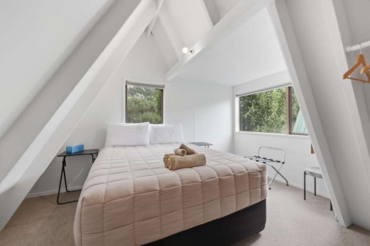 5 and 11 Mulberry Grove Road Great Barrier Island_6