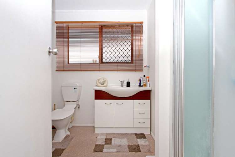 29 Kelman Road Kelston_19