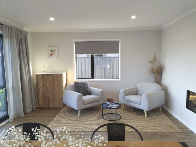 15 Hikawera Drive Frimley_8