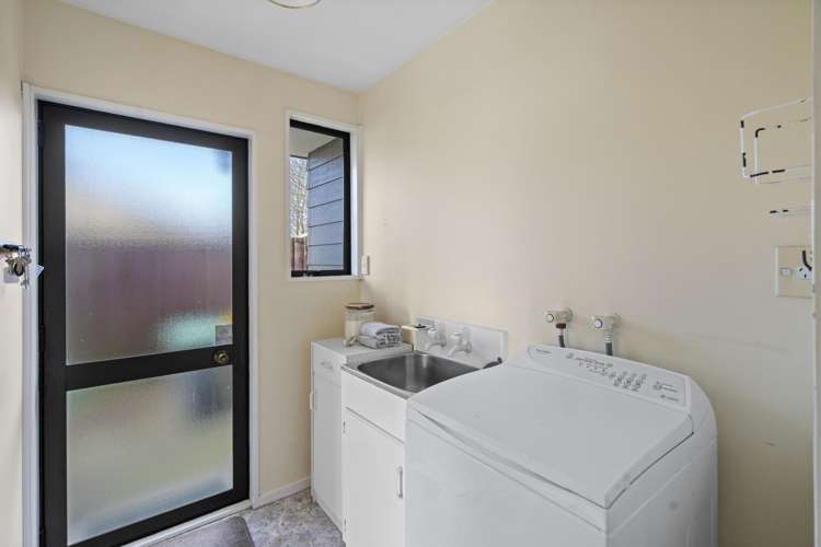 2/31 Peebles Drive Hei Hei_14