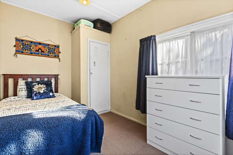 908 Lane Street Mahora_13