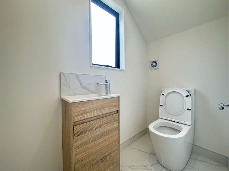 44B Juniper Road Sunnynook_8