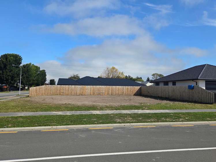 74 Sholto Duncan Crescent_3